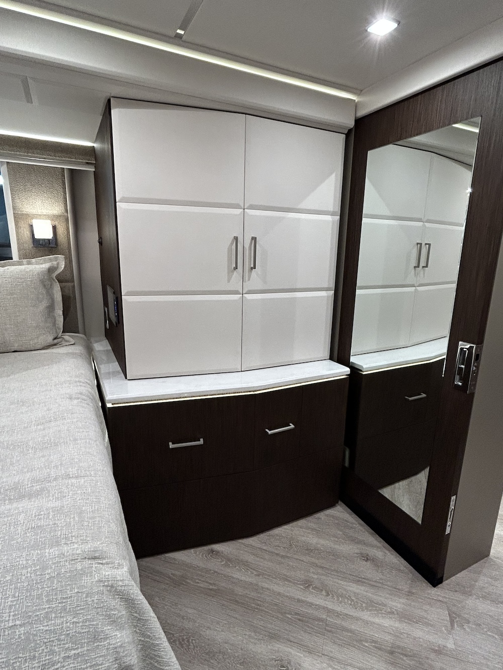 2023 Prevost Emerald H3-45 For Sale
