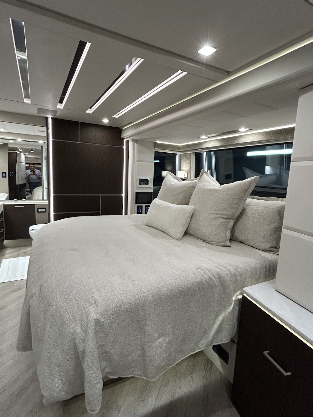 2023 Prevost Emerald H3-45 For Sale