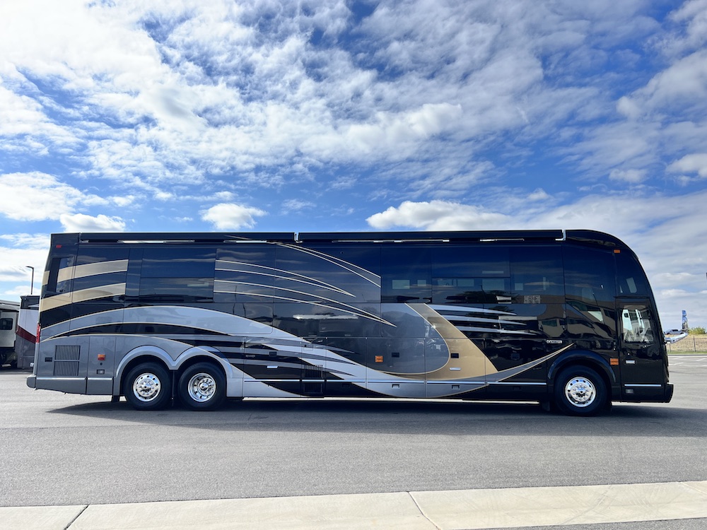 2023 Prevost Emerald H3-45 For Sale