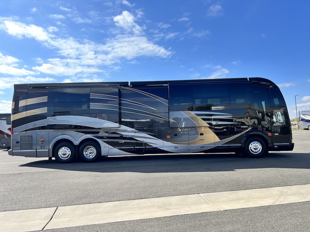 2023 Prevost Emerald H3-45 For Sale