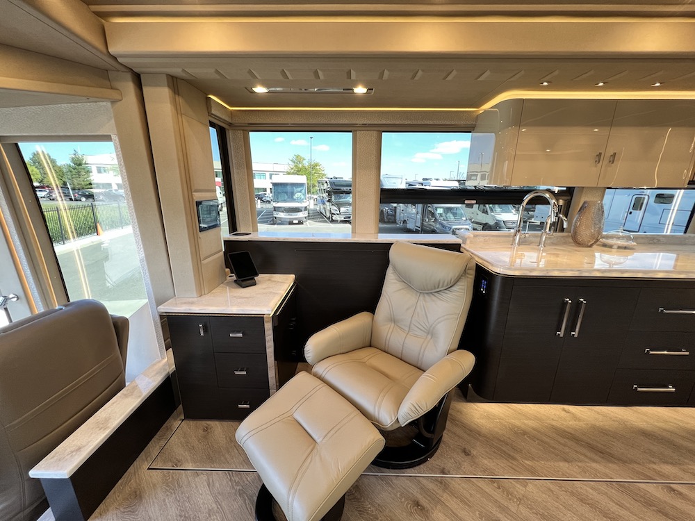 2023 Prevost Emerald H3-45 For Sale