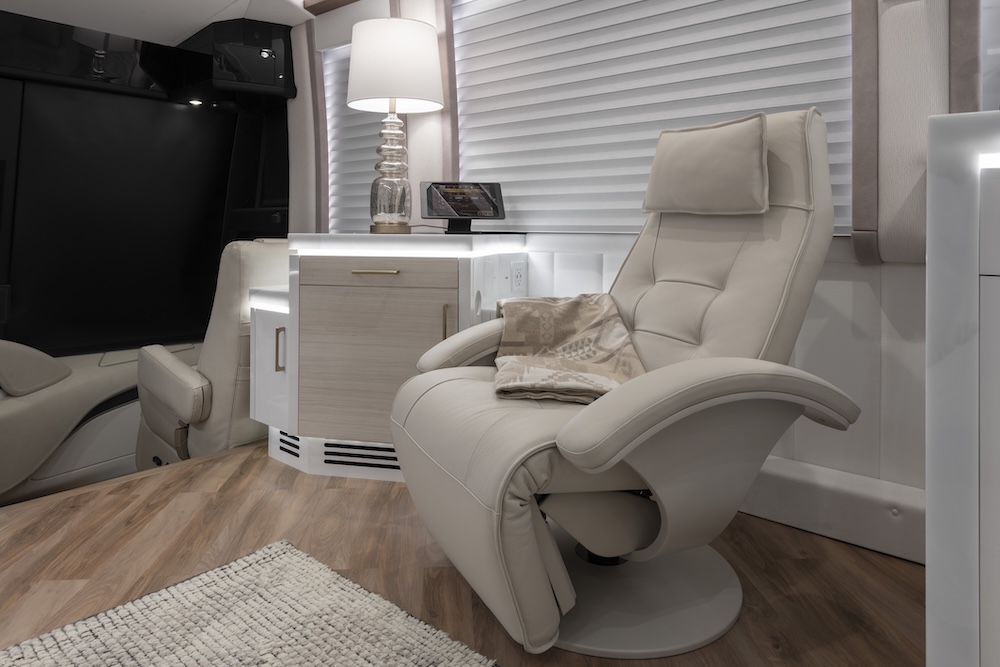 2023 Prevost Liberty H3-45 For Sale