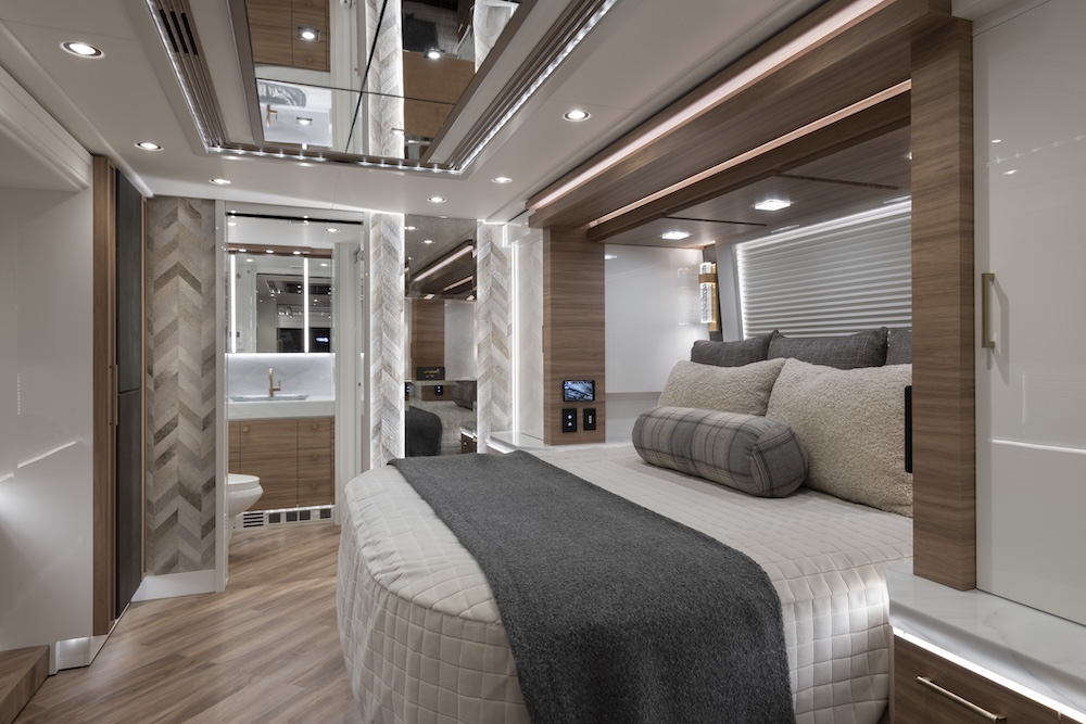 2023 Prevost Liberty H3-45 For Sale