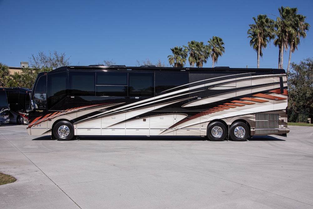 2023 Prevost Liberty  H3-45 For Sale