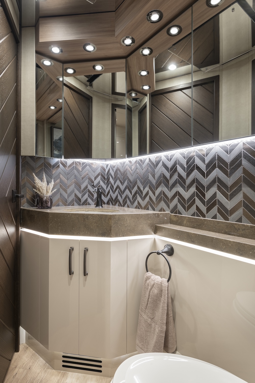 2023 Prevost Liberty  H3-45 For Sale