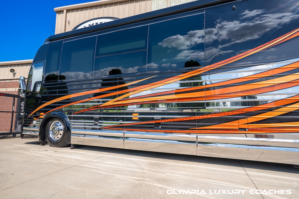 2023 Prevost Marathon X3 For Sale