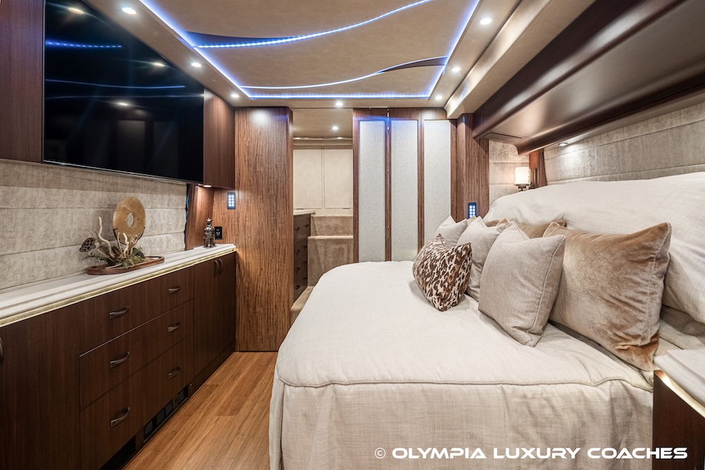 2023 Prevost Marathon X3 For Sale