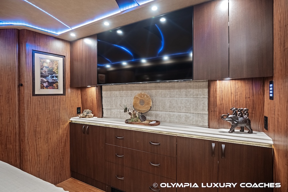 2023 Prevost Marathon X3 For Sale