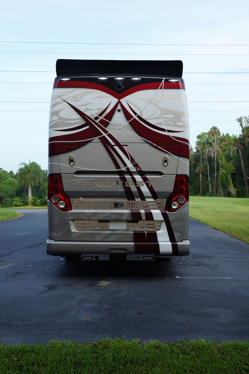 2023 Prevost millennium  H3-45 For Sale