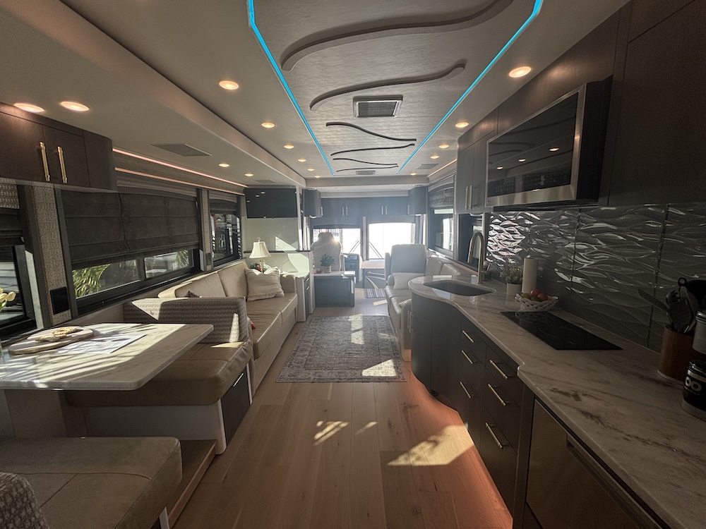 2023 Prevost Nashville Coach X3 For Sale