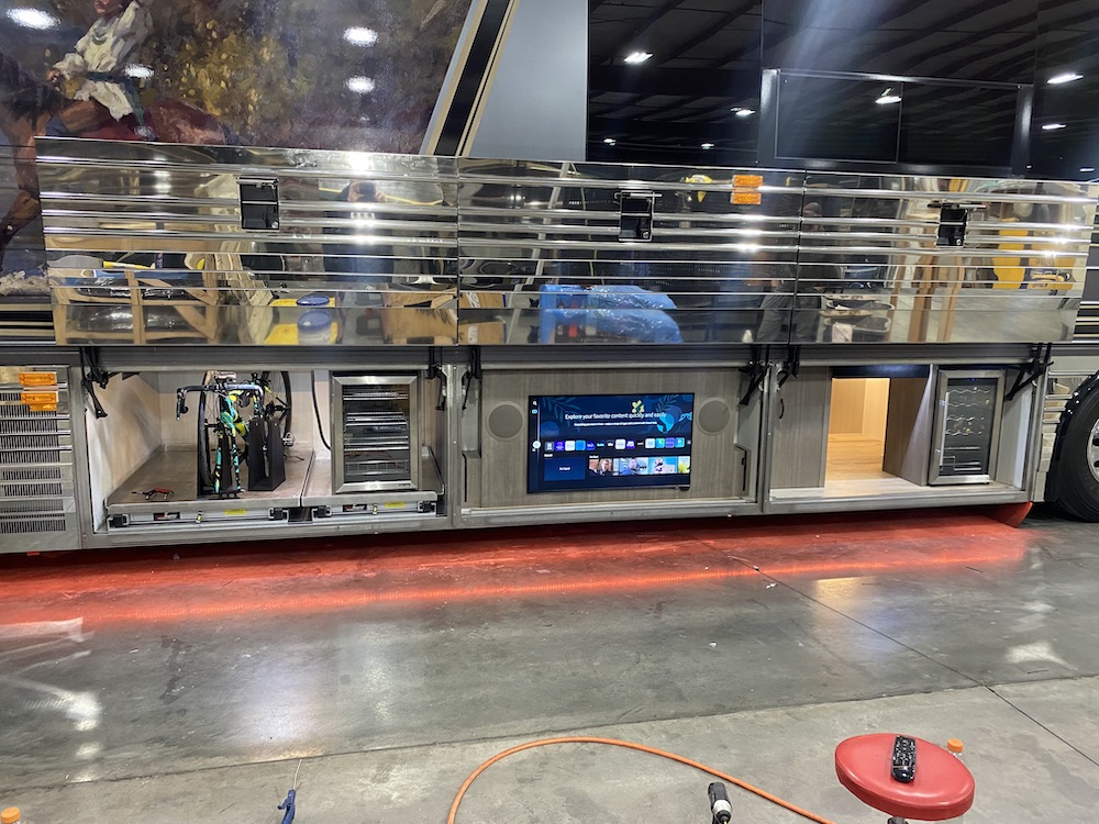 2023 Prevost Nashville Coach X3 For Sale
