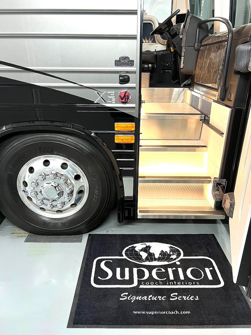 2023 Prevost Superior X3 For Sale