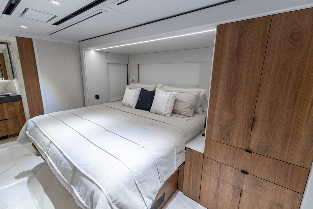 2024 Prevost Loki H3-45 For Sale