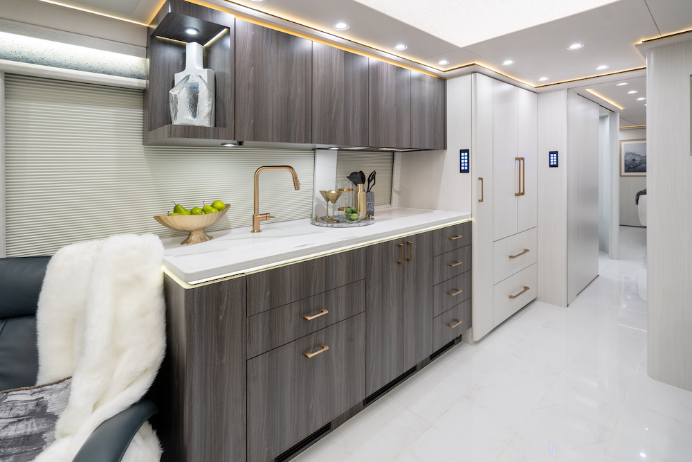 2024 Prevost Marathon H3-45 For Sale