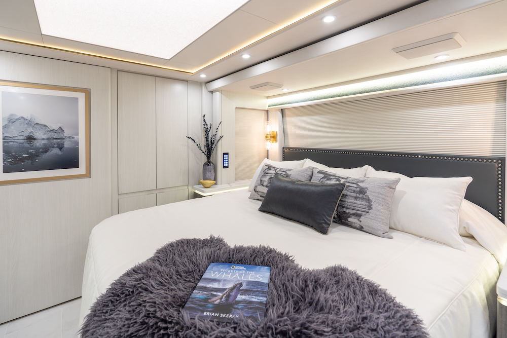 2024 Prevost Marathon H3-45 For Sale