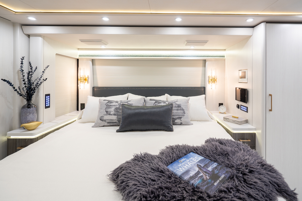 2024 Prevost Marathon H3-45 For Sale