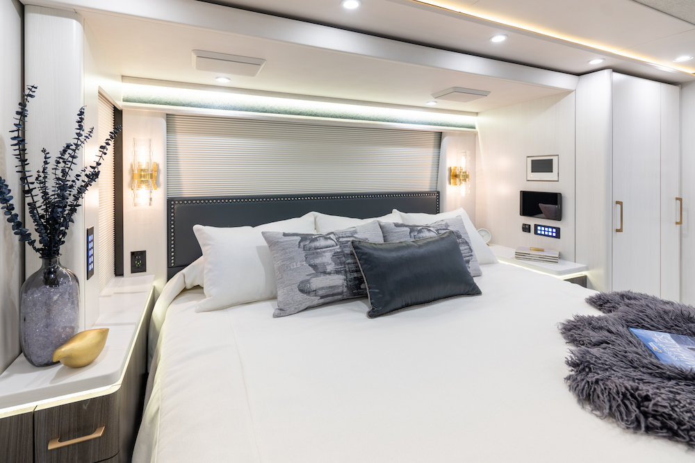 2024 Prevost Marathon H3-45 For Sale