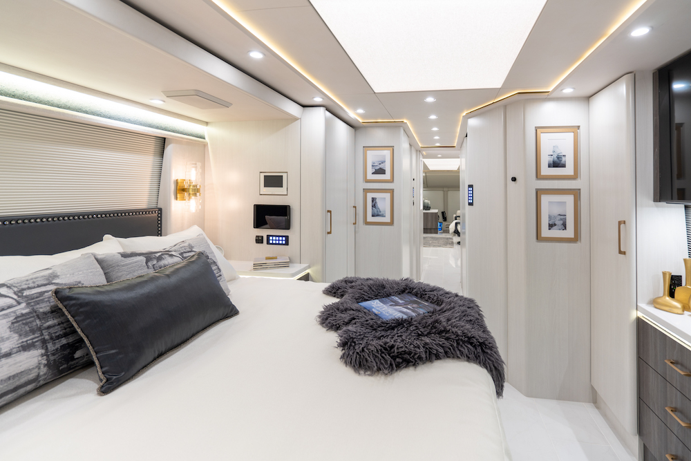 2024 Prevost Marathon H3-45 For Sale