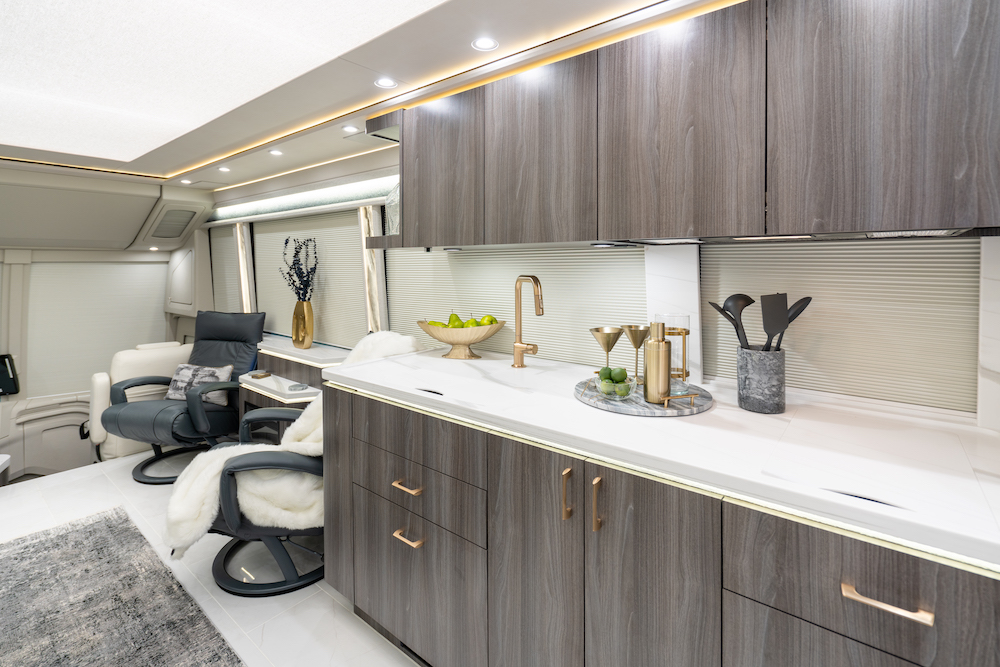 2024 Prevost Marathon H3-45 For Sale