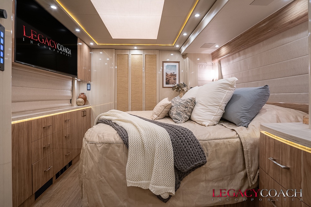 2024 Prevost Marathon X3 For Sale