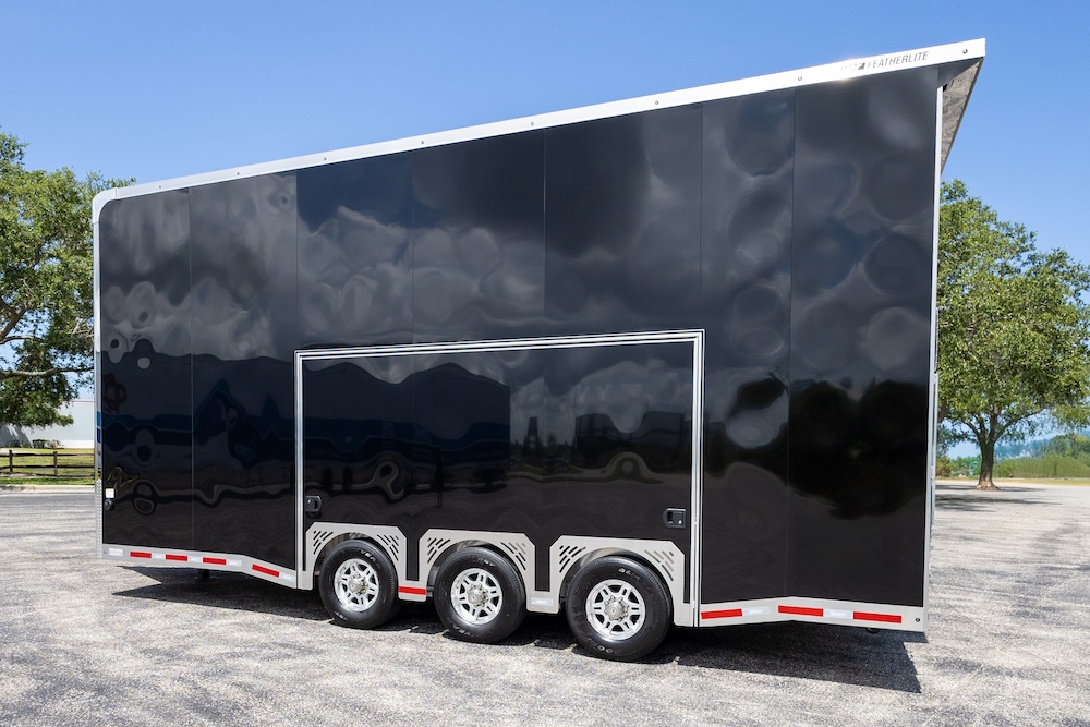 2025 Featherlite Trailer For Sale