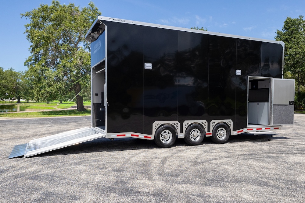 2025 Featherlite Trailer For Sale