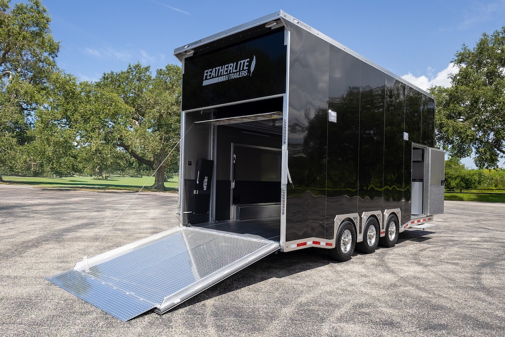 2025 Featherlite Trailer For Sale