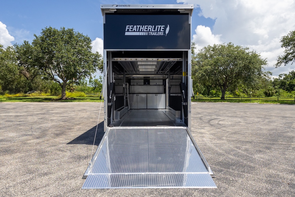 2025 Featherlite Trailer For Sale