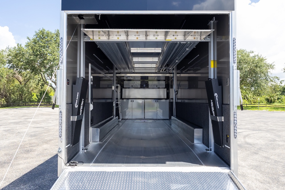 2025 Featherlite Trailer For Sale