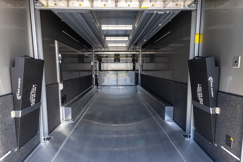 2025 Featherlite Trailer For Sale