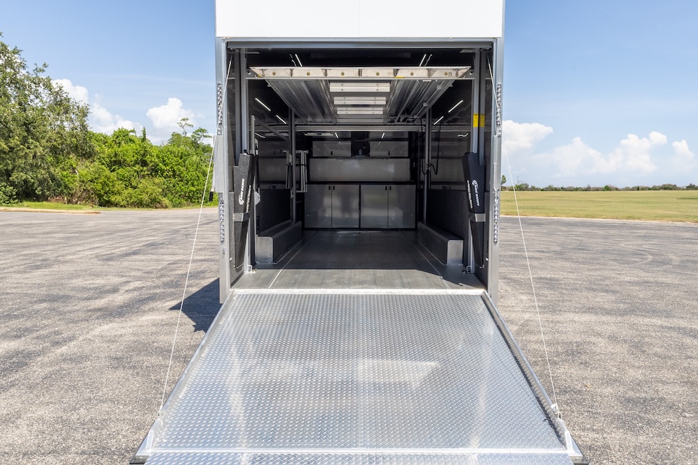 2025 Featherlite Trailer For Sale