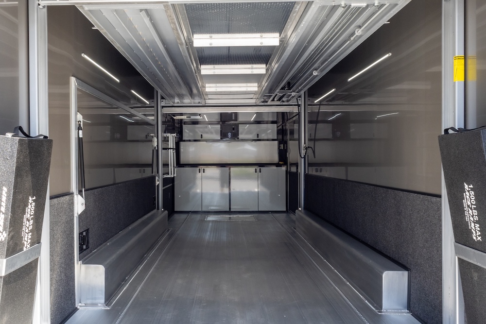 2025 Featherlite Trailer For Sale