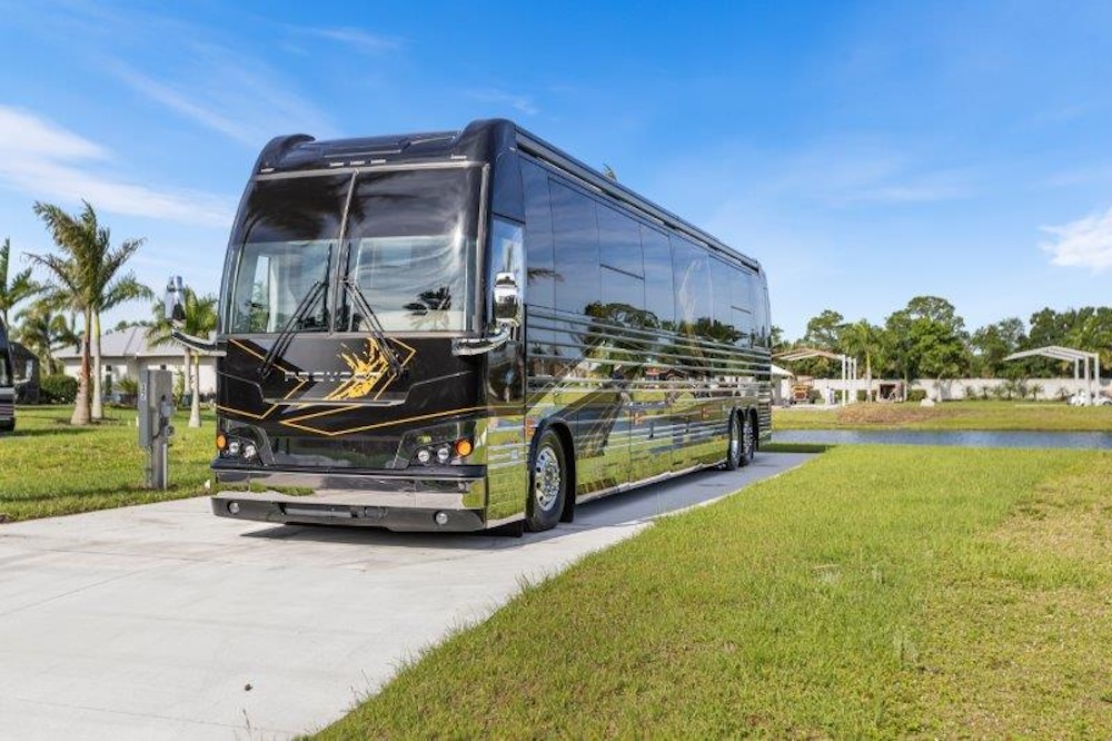 2025 Prevost Epic X3 For Sale