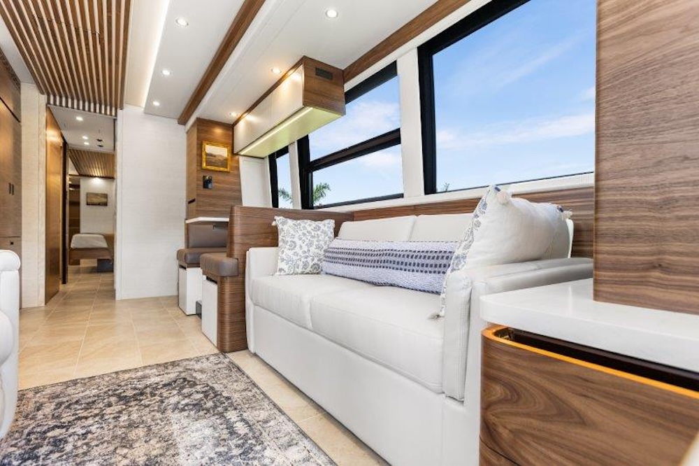 2025 Prevost Epic X3 For Sale