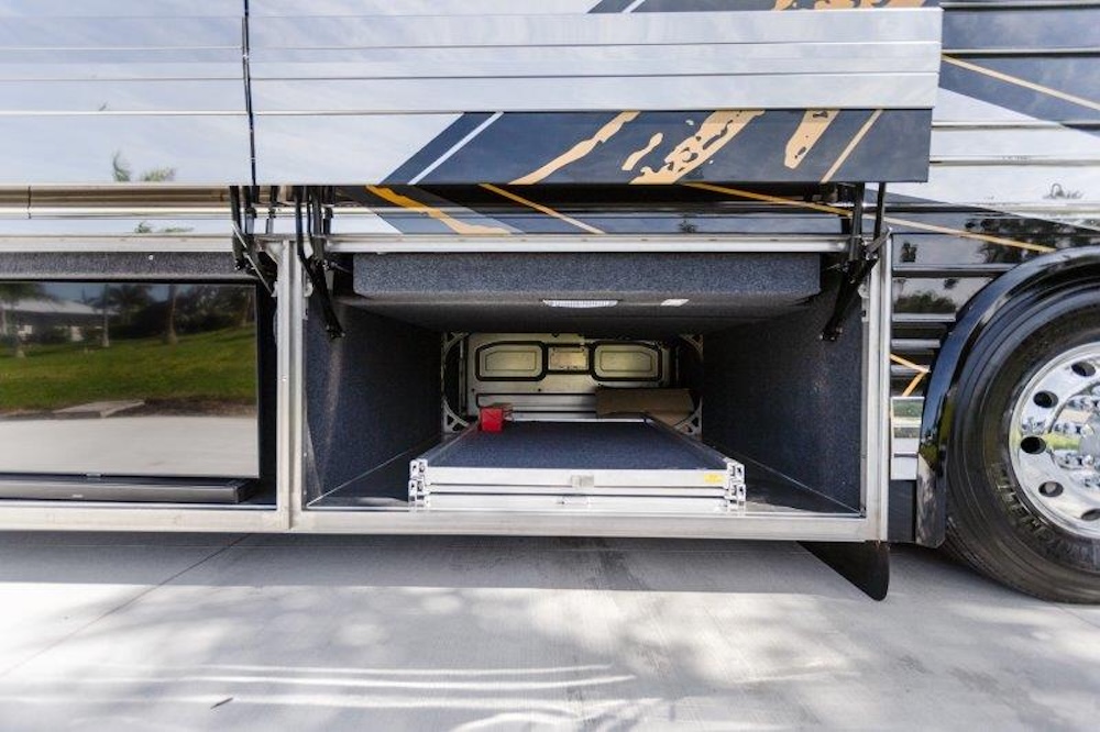 2025 Prevost Epic X3 For Sale