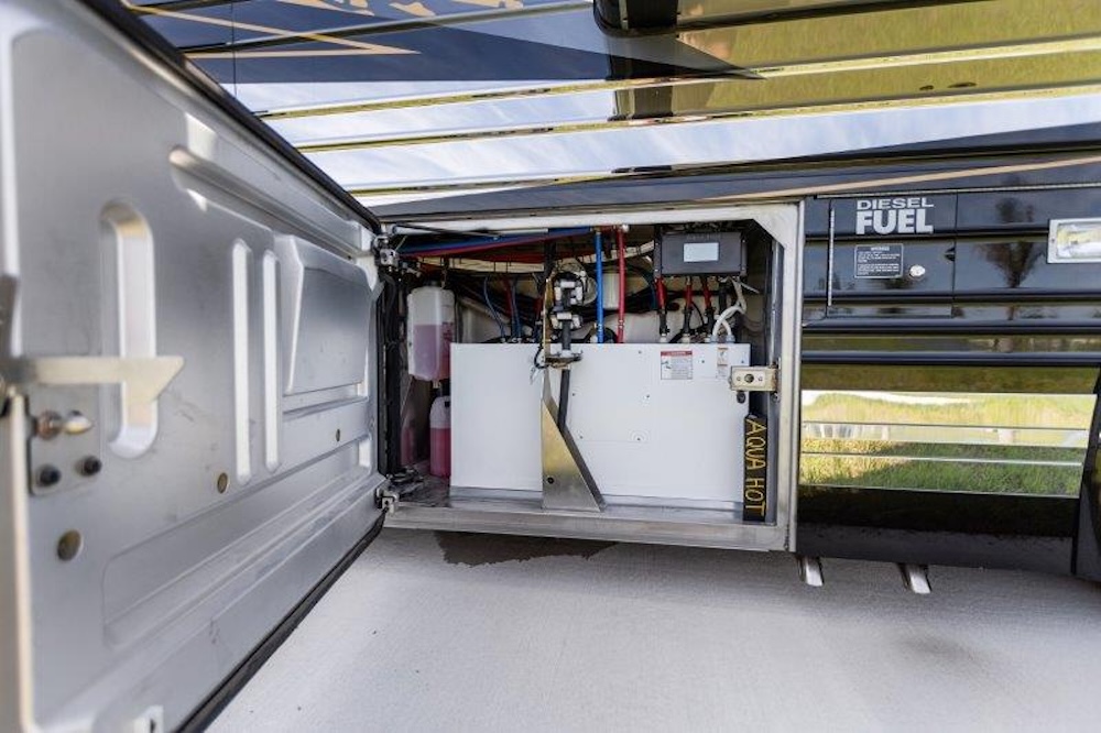 2025 Prevost Epic X3 For Sale