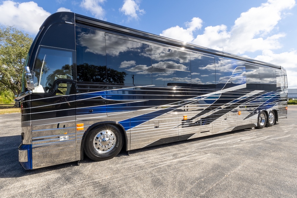 2025 Prevost Epic X3 For Sale