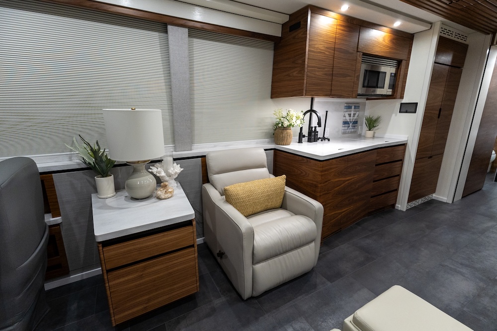 2025 Prevost Epic X3 For Sale