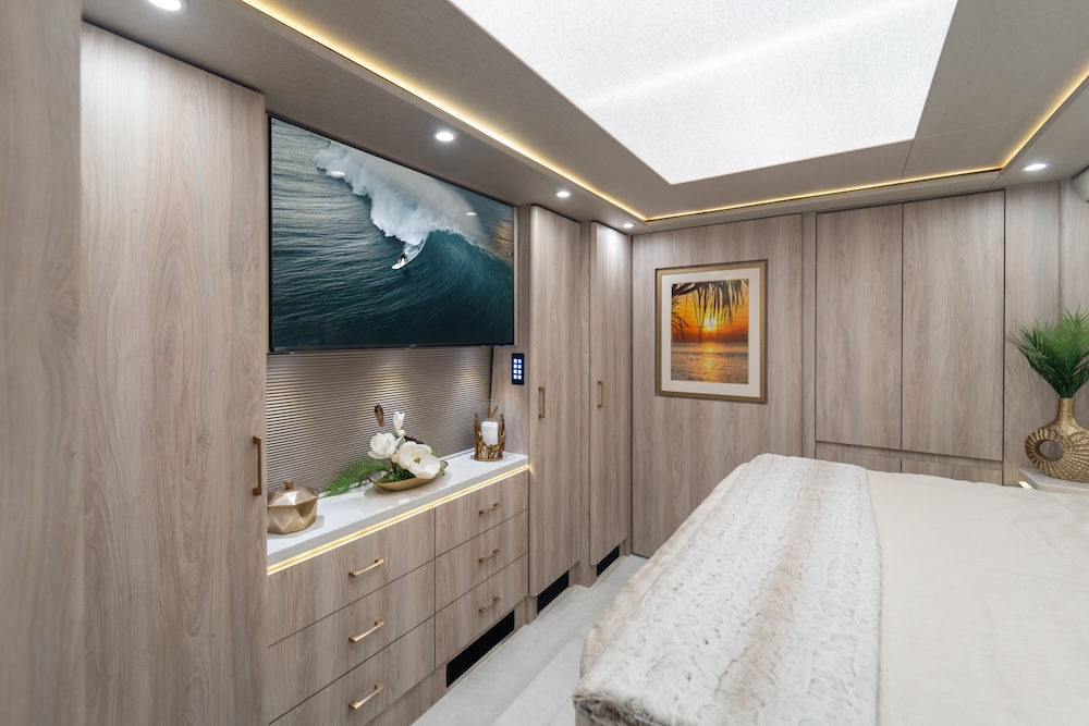 2025 Prevost Marathon  H3-45 For Sale