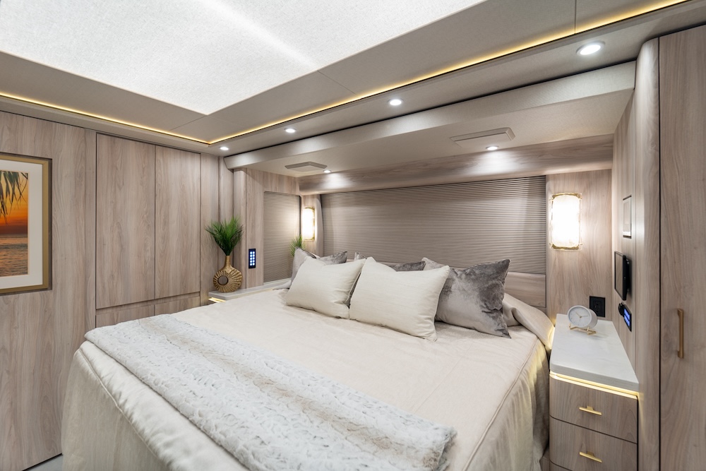 2025 Prevost Marathon  H3-45 For Sale