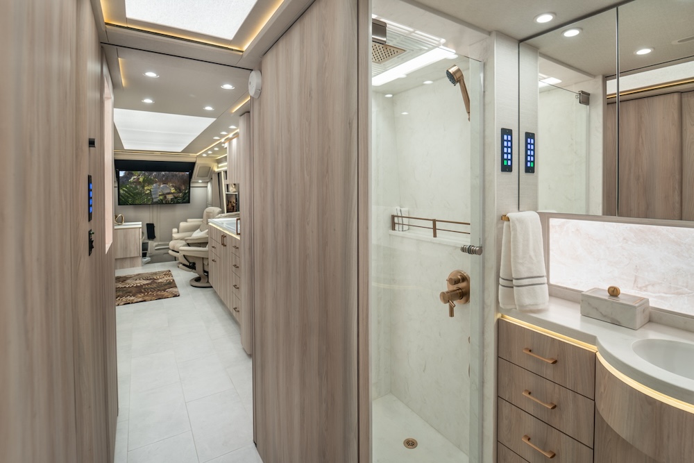 2025 Prevost Marathon  H3-45 For Sale