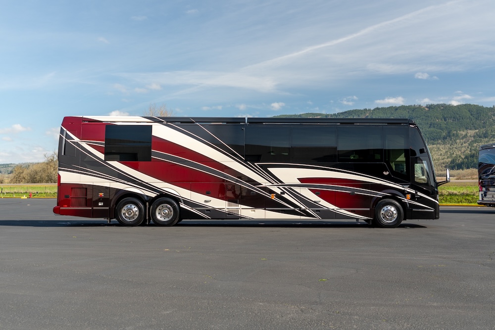 2025 Prevost Marathon  H3-45 For Sale