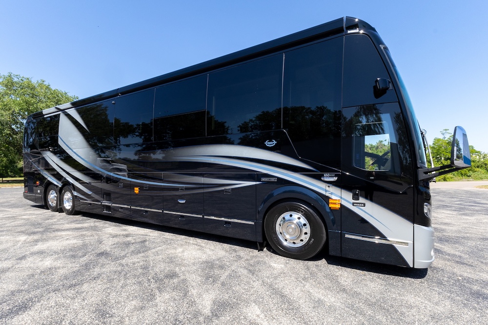 2025 Prevost  Marathon H3-45 For Sale