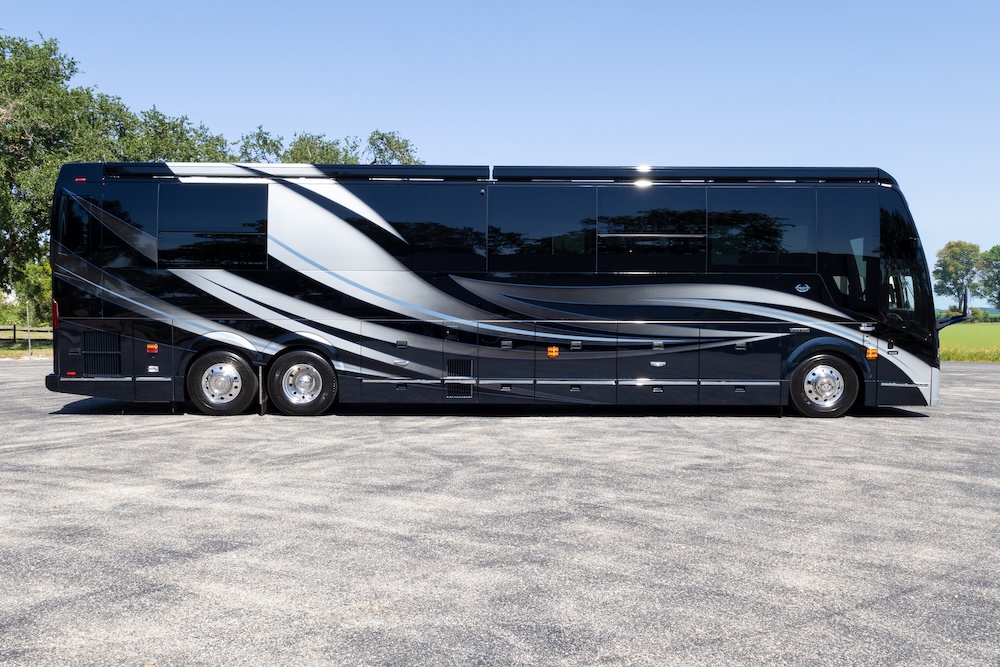 2025 Prevost  Marathon H3-45 For Sale