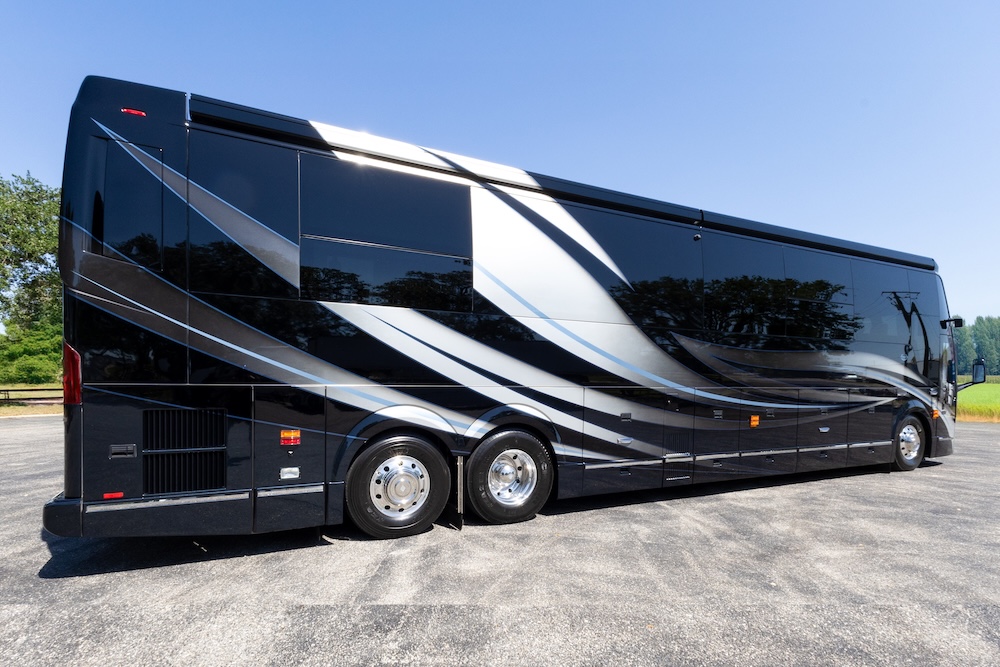 2025 Prevost  Marathon H3-45 For Sale