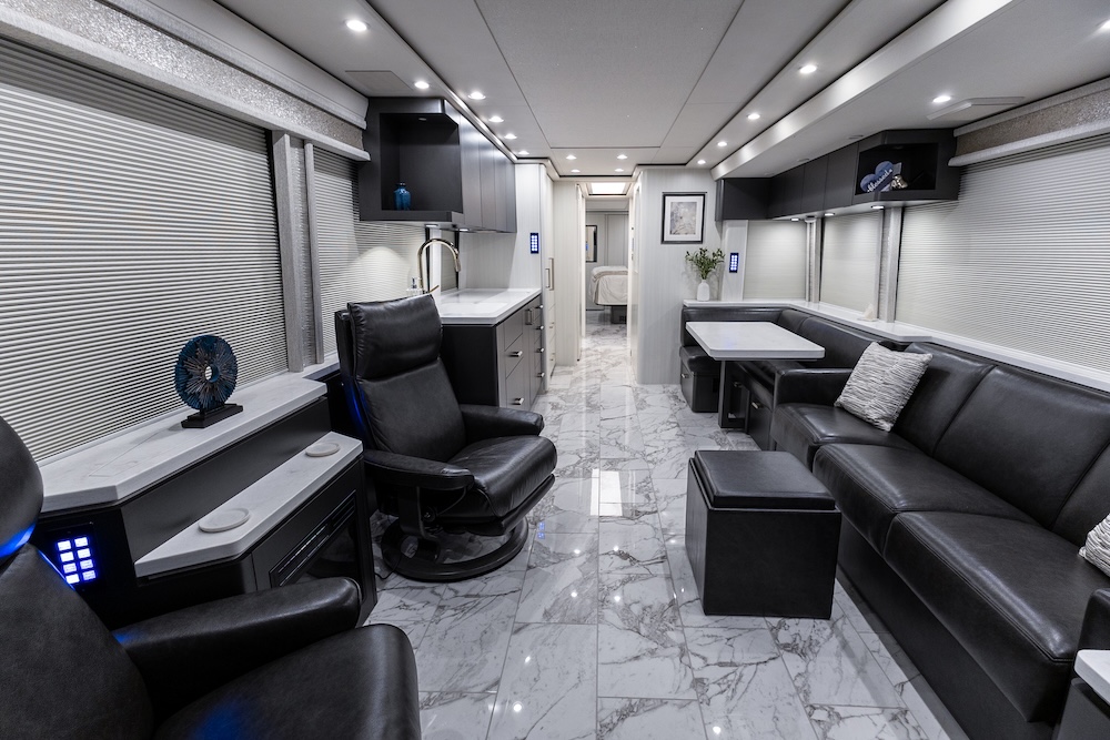 2025 Prevost  Marathon H3-45 For Sale