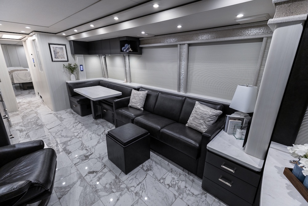 2025 Prevost  Marathon H3-45 For Sale