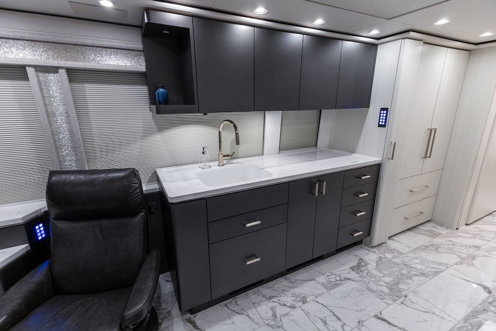 2025 Prevost  Marathon H3-45 For Sale