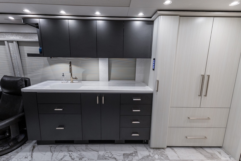 2025 Prevost  Marathon H3-45 For Sale