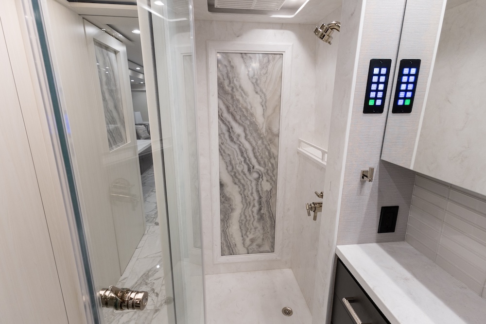 2025 Prevost  Marathon H3-45 For Sale